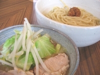 「にんにく野菜盛り（今週のつけそば）」@中華そば 伝堂の写真