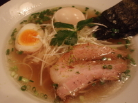 「信州小麦の柚子塩中華（750円）+味玉（ナビクーポン）+山菜ご飯」@信濃神麺 烈士洵名の写真