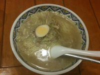 「豚肉スープのこくネギラーメン」@中国ラーメン 揚州商人 港北店の写真