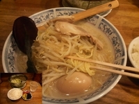 「もやしラーメン・味玉、ランチセット」@とんこつらーめん 笑丸の写真
