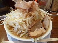 「ラーメン（野菜増し）」@ラーメン・つけ麺 笑福 西本町店の写真