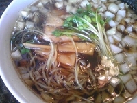 「ラーメン+玉ねぎトッピング」@竹岡ラーメン 梅乃家 五反田店の写真