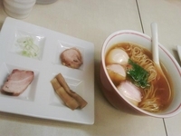 「特選本枯そば（鶏チャーシュウ、炭火焼豚、姫たけ）」@本枯中華そば 魚雷の写真