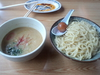 「赤鶏かさねつけめん\750+麺中盛り\0」@常勝軒 前橋総本店の写真