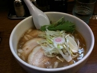 「淡麗塩そば + 半チャーシュー盛 800円」@麺処 慶の写真