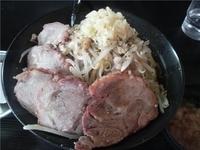 「汁なし小 豚入り(ヤサイ・ニンニク・アブラ)+生玉子」@勇花の写真