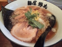 「醤油ラーメン630円+メンマ100円」@麺屋鯵丸 志木店の写真