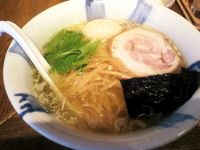 「塩ラーメン700円+味玉100円=800円」@ラーメン食堂 粋な一生の写真