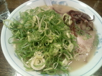 「九州とんこつメロディーらーめん+ネギ」@九州とんこつラーメン メロディー 大宮店の写真