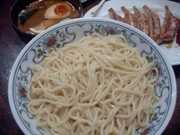 「つけ麺（あつもり）特盛り（440g）+餃子・味玉（ぱどサービス）」@麺座でんの写真