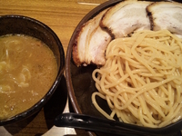 「つけ麺（大盛り 800円）+チャーシュートッピング」@つけ麺屋ちっちょ 神山本店の写真