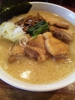 「味噌チャーシューラーメン」@自然洞 麺舗の写真