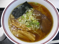 「牛タンラーメン700円」@談合坂SA（下り）レストランの写真