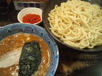 「辛つけ麺（特盛り）+半肉増し」@狼煙 〜NOROSHI〜の写真