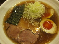 「らーめん（600円）+味付けたまご（100円）+ネギ増し（100」@荻窪らーめん 栄龍軒の写真