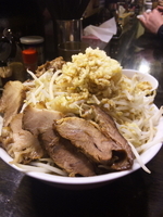 「ラブメン大 ブタ増し かつお節」@ラブメン 楽々の写真