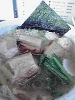 「黄金ラーメン」@MENYA 食い味の道有楽の写真