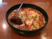 「鬼源ラーメン 中辛 大盛り」@麺 源屋 目黒店の写真