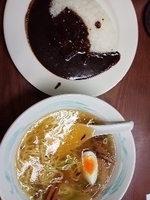 「支那そばと半カレー」@武田流 古式カレーライス 支那そば インディアン 本店の写真