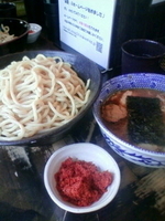 「辛つけ麺+特盛り+半肉マシ（魚粉多目）」@狼煙 〜NOROSHI〜の写真