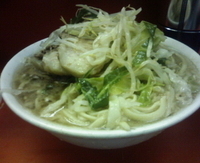 「豚入りらーめん」@ラーメン二郎 三田本店の写真