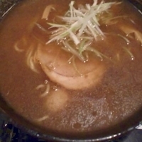 「中華そば（小） + 煮玉子」@もちもちの木 新宿店の写真