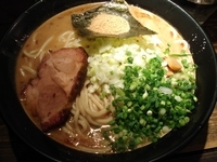 「真空そば （炭、￥700）」@喜元門 本店の写真