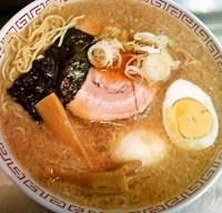 「玉子入り（850円）」@白山ラーメンの写真