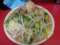 「ラーメン 650円（やさい、にんにく、あぶら）」@ラーメン二郎 大宮店の写真