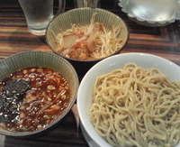 「辛味つけ麺大盛（300g）、野菜少なめ」@ラーメン・つけ麺 笑福 大阪西中島店の写真