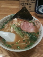 「特製ラーメン」@満州軒 プララ店の写真