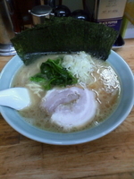 「ラーメン 普通盛り 海苔多め 味濃い目 麺固め」@麺家 浜風 大船店の写真