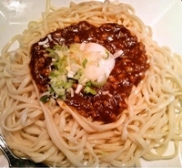 「キーマカレーメン（温玉のせ）880円」@Heaven's Kitchen 玲音の写真