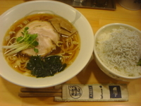 「正油らーめん（油ナシ）+じゃこめし」@ボニート・ボニートの写真