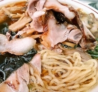 「青島チャーシュー+自家製チャーシュー+自家製メンマ（700円+1」@青島食堂 秋葉原店の写真