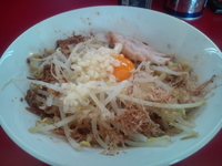 「まぜそば」@ジャンクガレッジ 東大宮店の写真