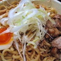 「煮干し汁なし（中） 650円」@らーめん 破顔の写真