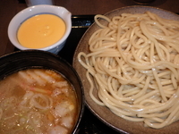 「濃厚チーズソースつけ麺（980円）大盛（0円）」@三ツ矢堂製麺 大森店の写真