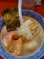 「特製濃厚豚骨魚介らーめん」@麺処 ほん田の写真