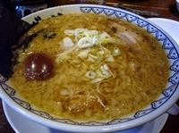 「味玉ばんから（750円）+大盛り（100円）」@東京豚骨拉麺 ばんから 柏豊四季店の写真