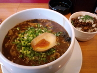 「カレーとろみラーメン（そぼろご飯付き） 960円」@天空記の写真