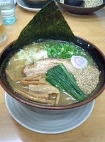 「トンコツラーメン細麺（900円）」@MENYA 食い味の道有楽の写真