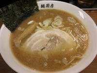「鶏白湯ラーメン（醤油）690円」@麺厨房 豪快家 大森店の写真
