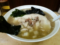 「ラーメン 普通（麺硬め） 750円」@イレブンフーズ  源流の写真