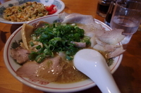 「ラーメン チャーハン」@桃花春の写真