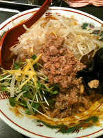 「狂人辣油担々麺（汁なし・中辛）」@拉麺研究所 香の写真