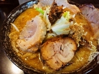 「稲郎（大盛り）+チャーシュー」@麺堂 稲葉の写真