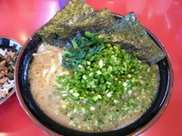 「中盛り730円+万能ネギ80円+まぶし丼130円」@環2家の写真