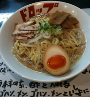 「マゼソバ650円」@ドロップハンマーの写真