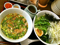 「ねぎ豚・細つけ麺（850円）」@丸直の写真